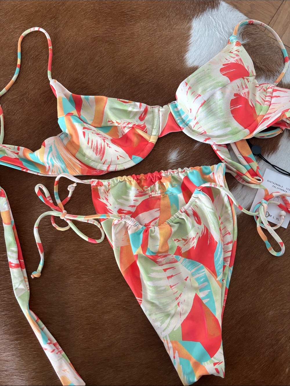 Skatie Retro Bikini size S top, M bottom